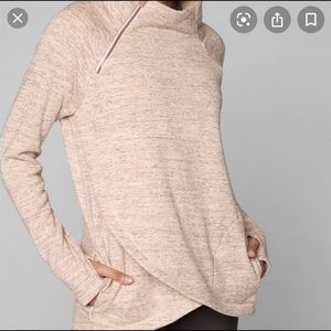 Athleta cozy karma asym pullover. Size xs.